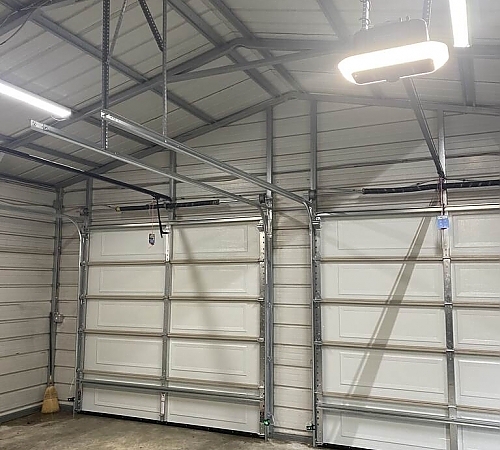  Inside view of double garage